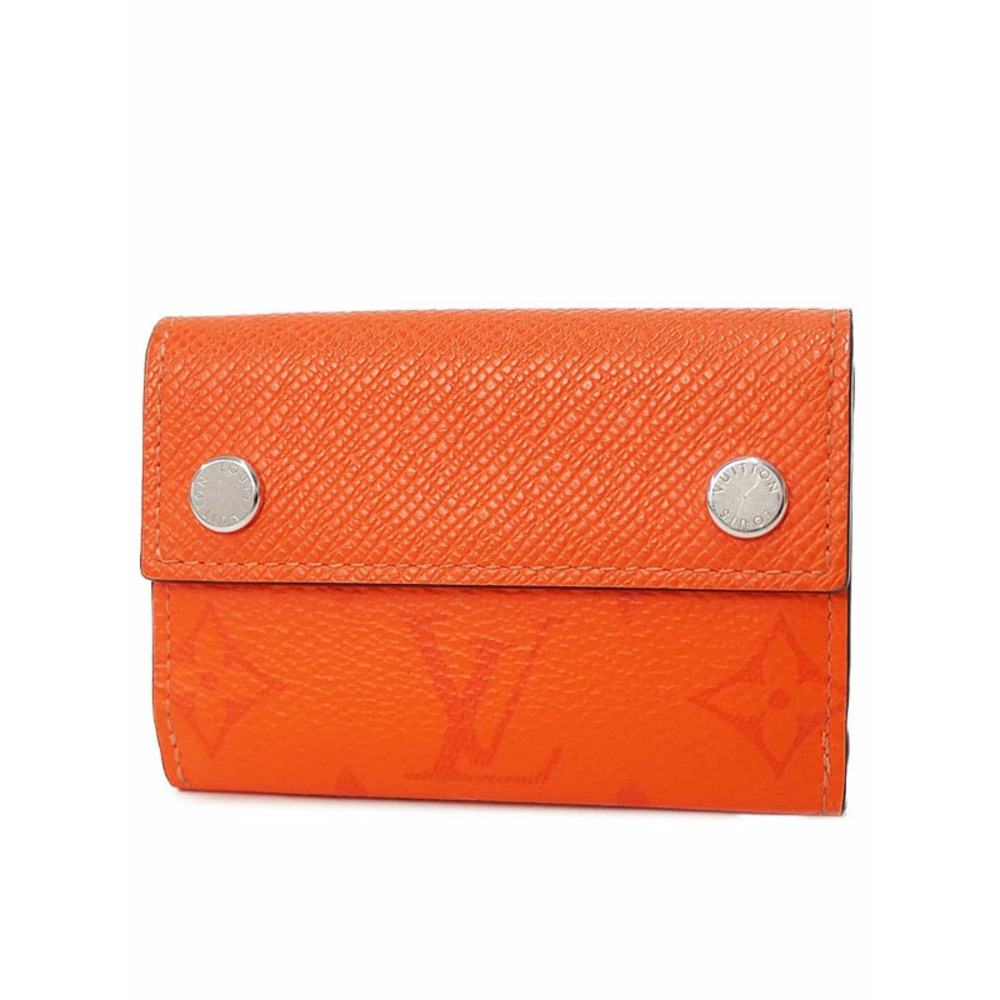 Louis Vuitton Taiga Discovery Compact Wallet Tri fold